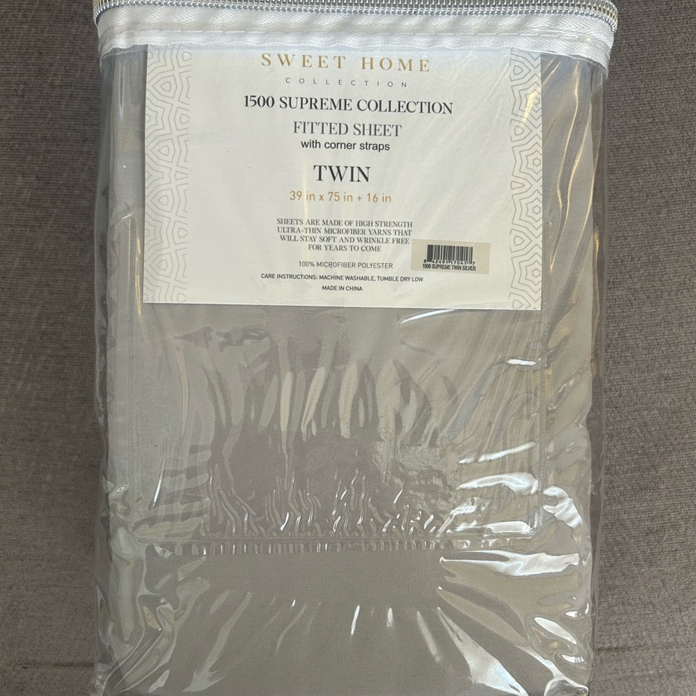 Sweet Home Collection Fitted Sheet -Twin